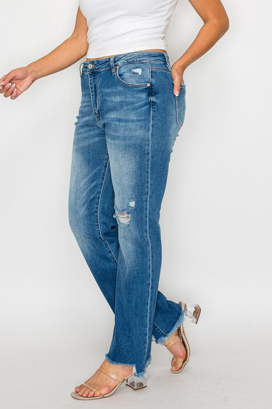 PLUS SIZE MID RISE RELAXED STRAIGHT LEG JEAN