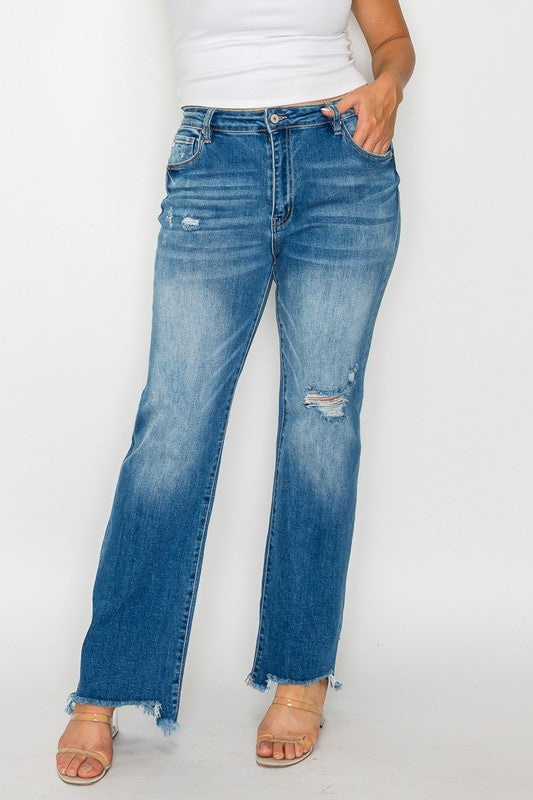 PLUS SIZE MID RISE RELAXED STRAIGHT LEG JEAN