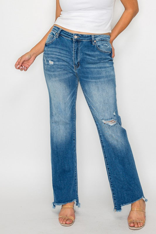 PLUS SIZE MID RISE RELAXED STRAIGHT LEG JEAN