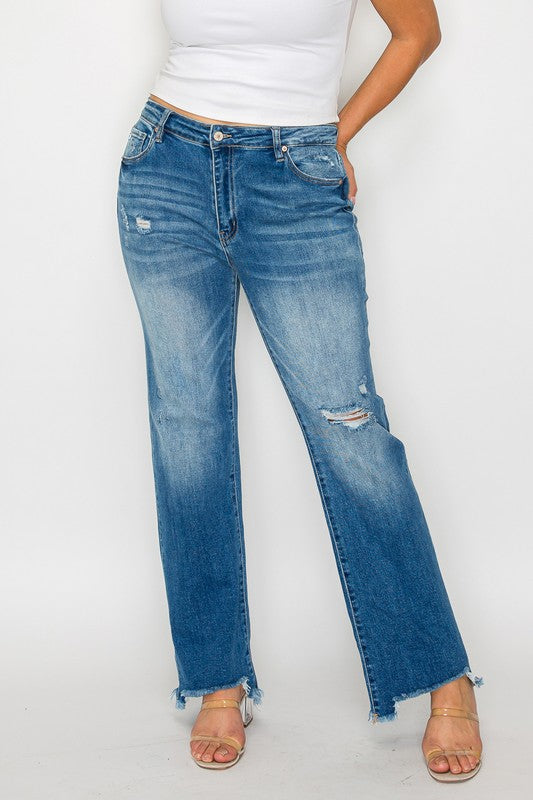 PLUS SIZE MID RISE RELAXED STRAIGHT LEG JEAN