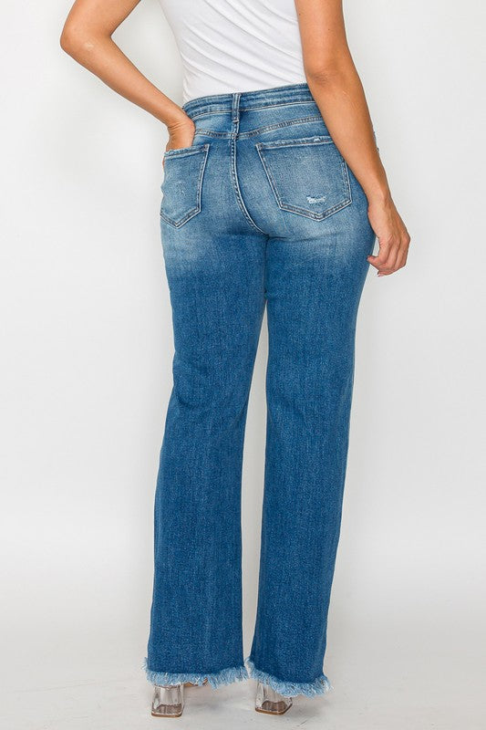 PLUS SIZE MID RISE RELAXED STRAIGHT LEG JEAN