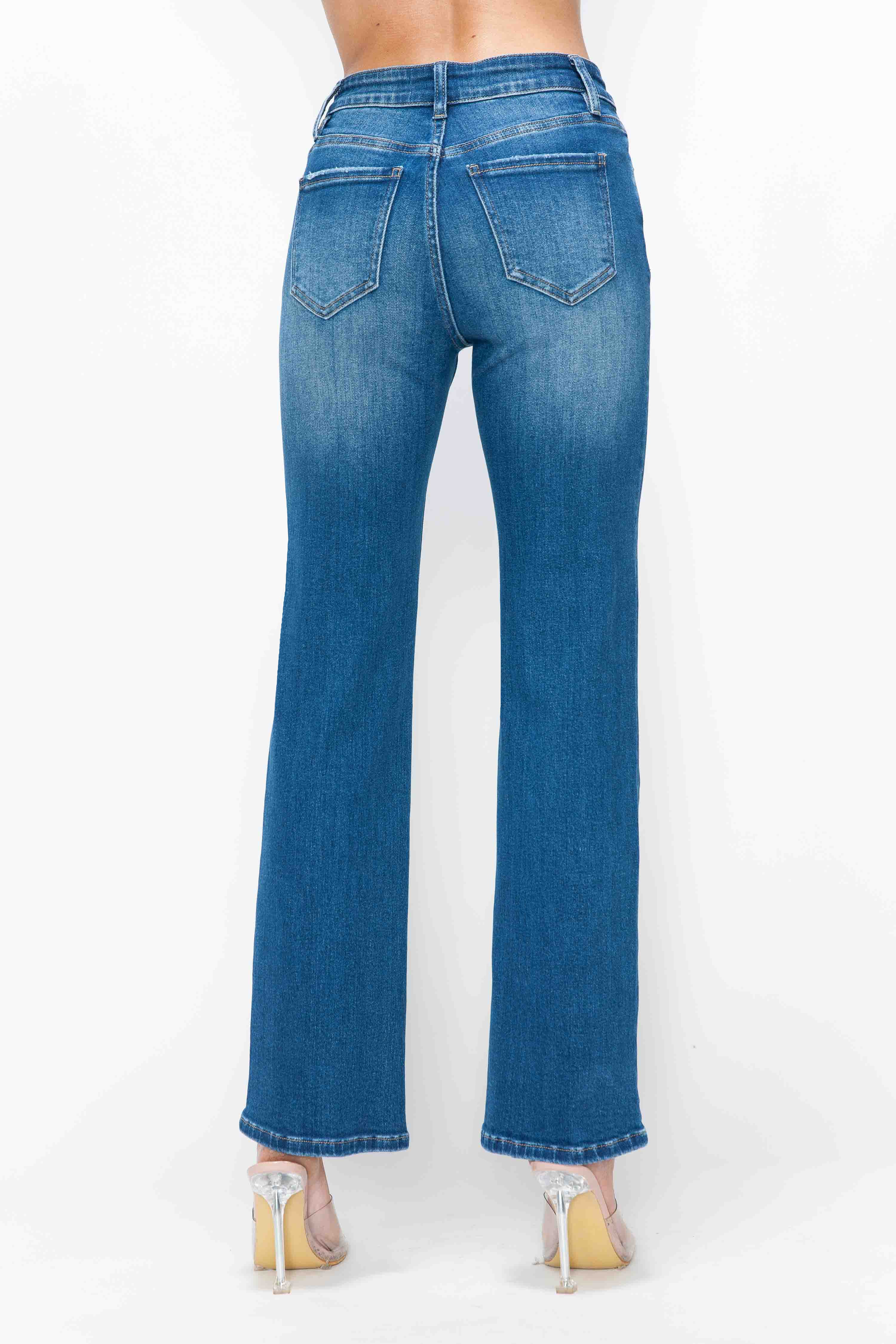 HIGH RISE STRAIGHT LEG JEAN