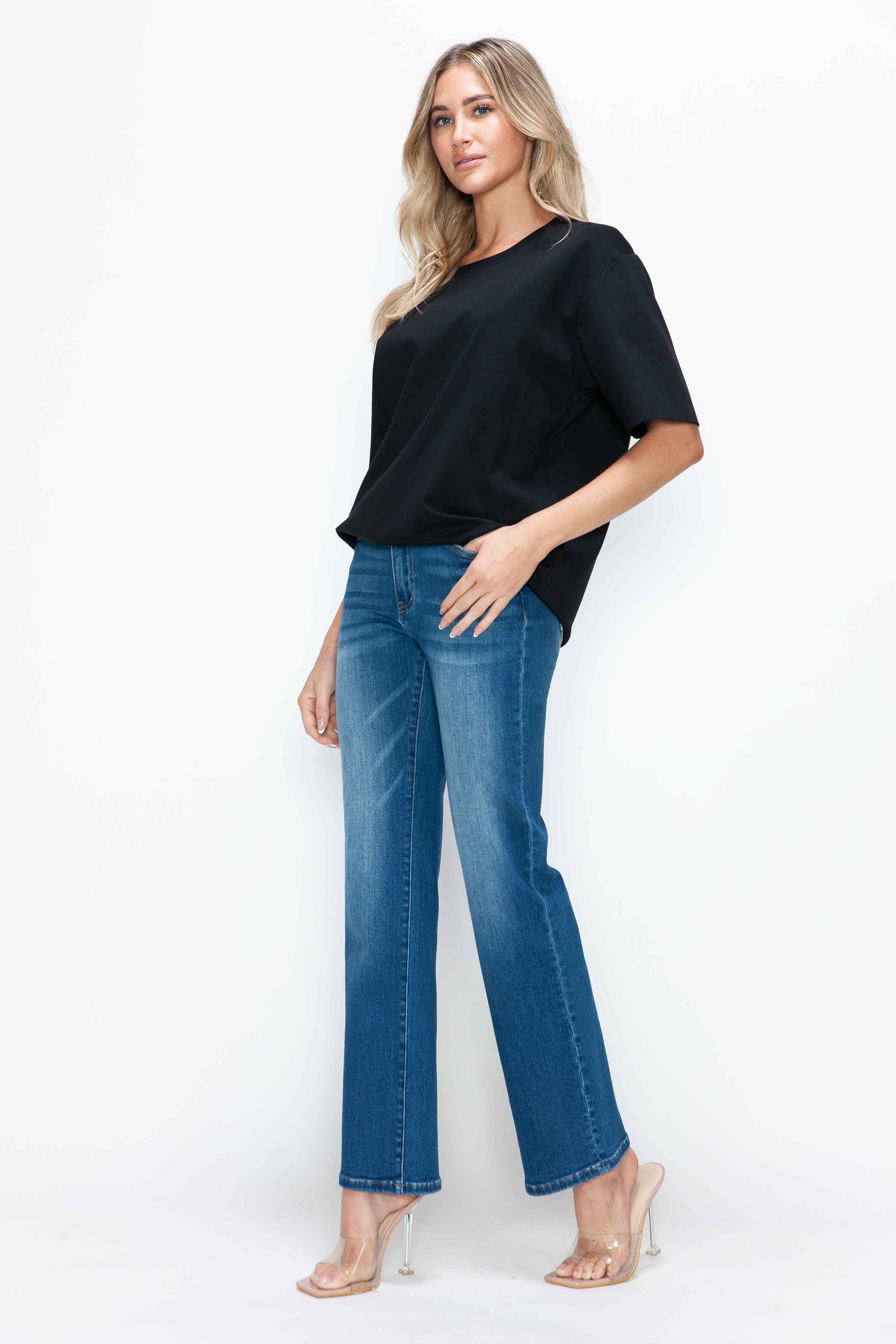 HIGH RISE STRAIGHT LEG JEAN bytos