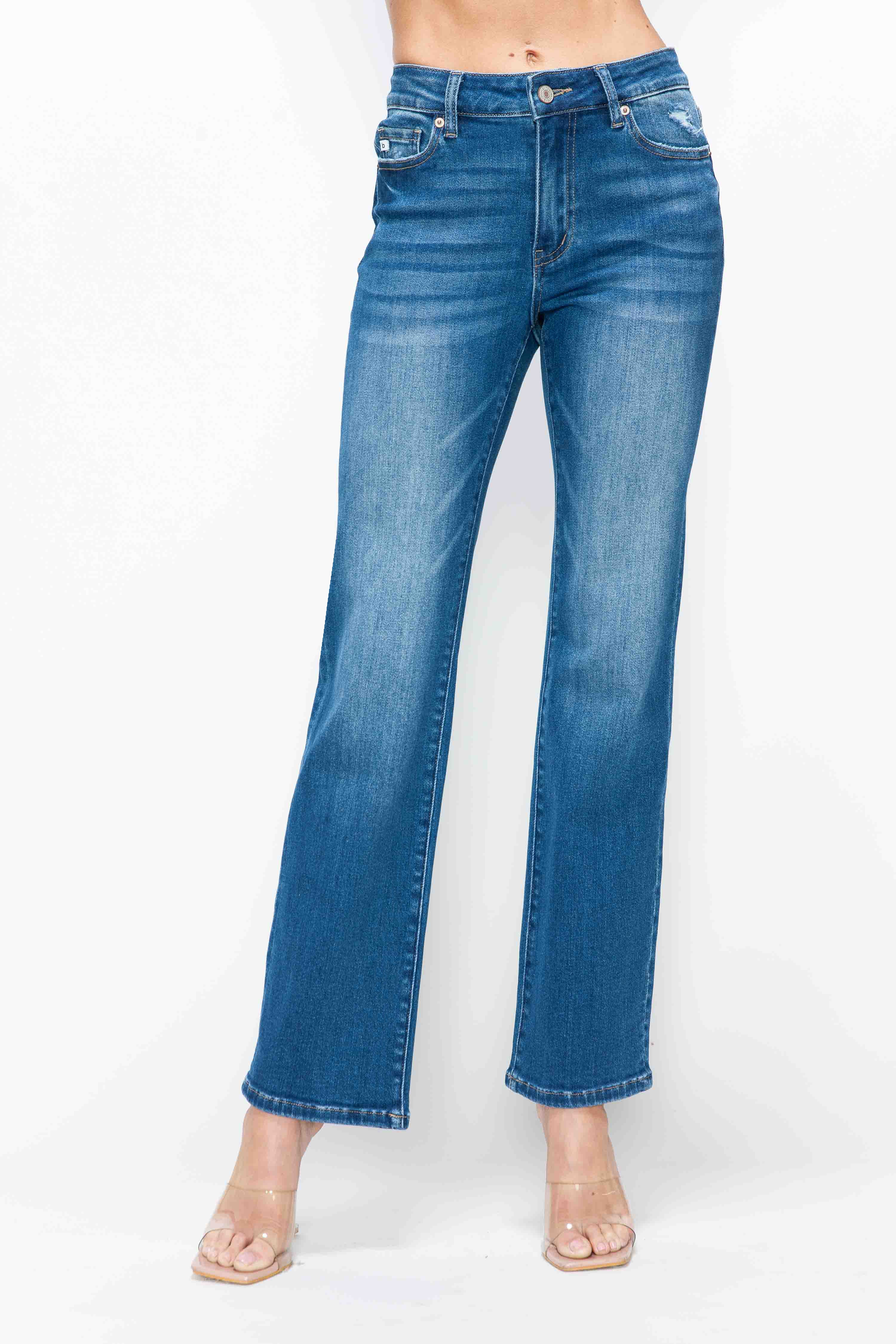 HIGH RISE STRAIGHT LEG JEAN