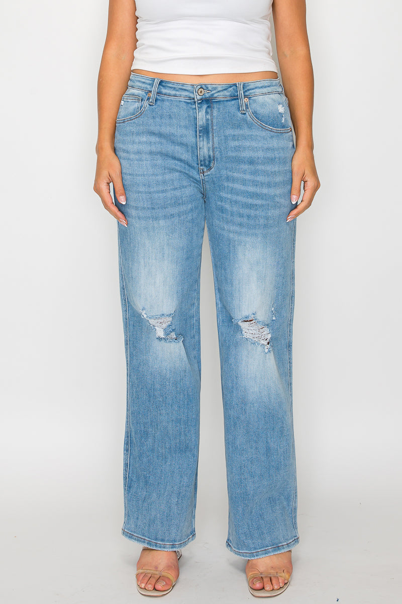 PLUS SIZE HIGH RISE STRAIGHT LEG JEAN