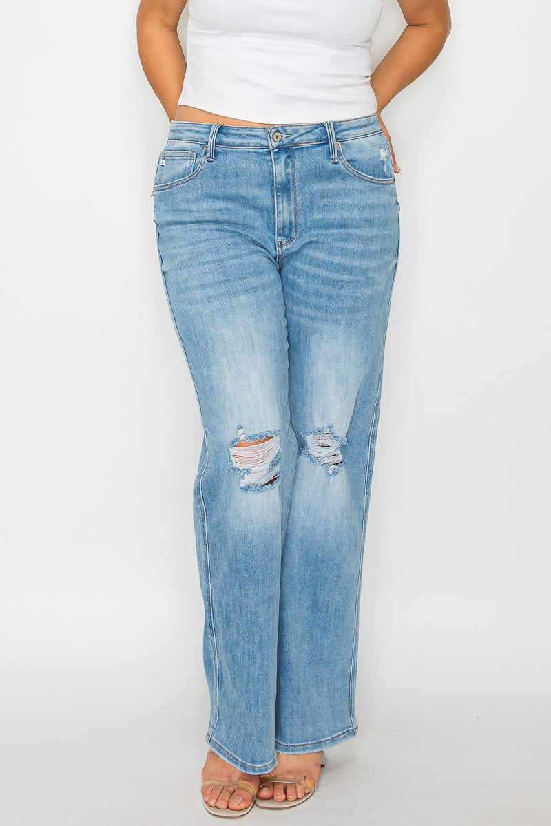 PLUS SIZE HIGH RISE STRAIGHT LEG JEAN