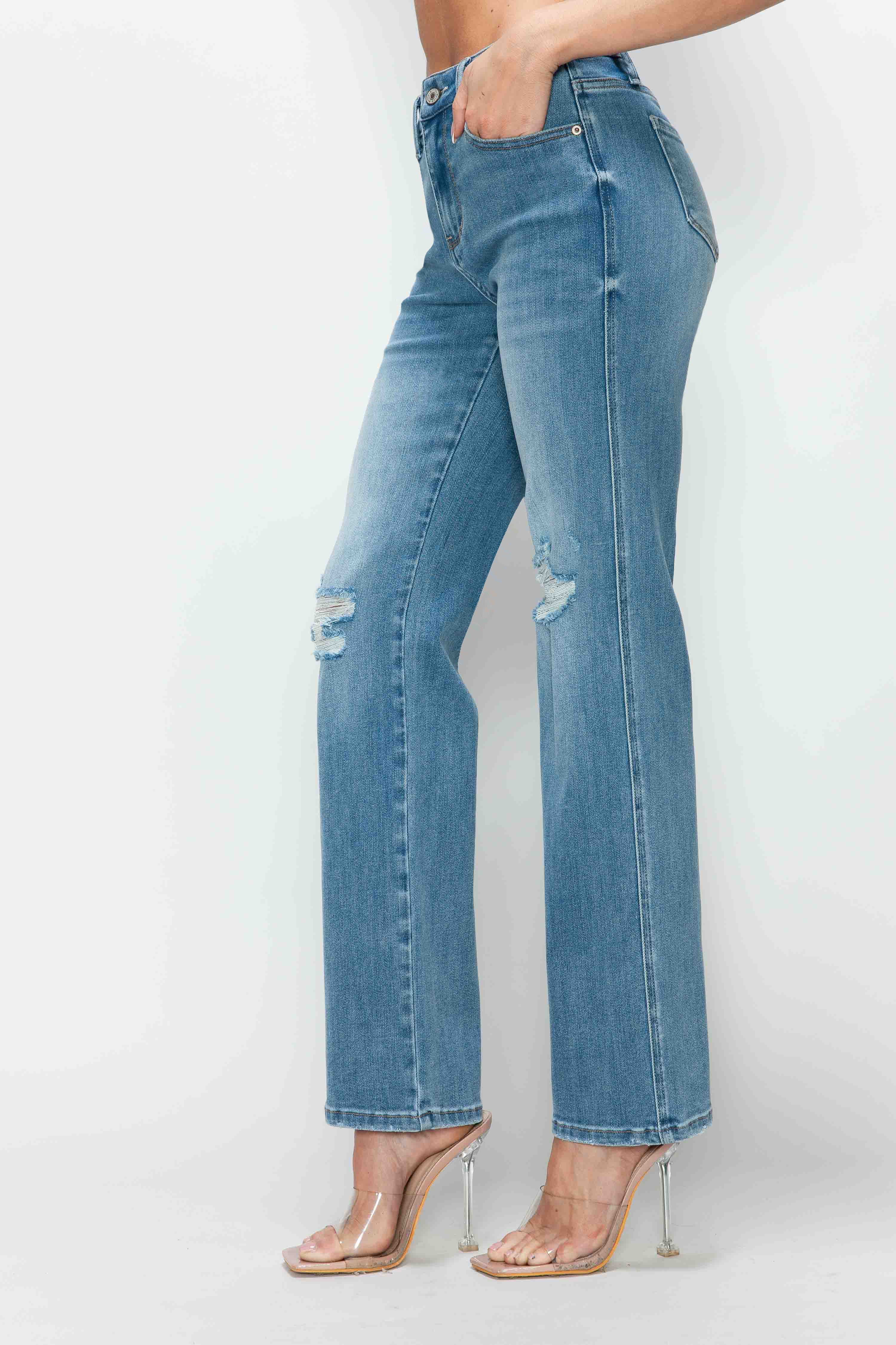 HIGH RISE STRAIGHT LEG JEAN