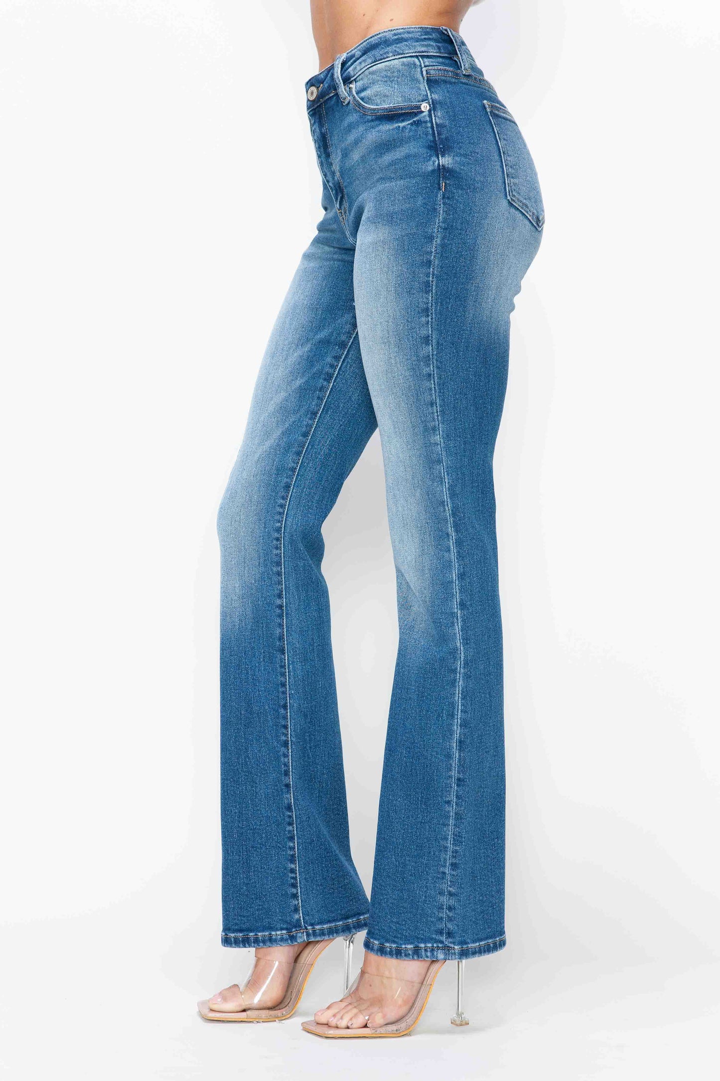 high rise boot cut leg bytos