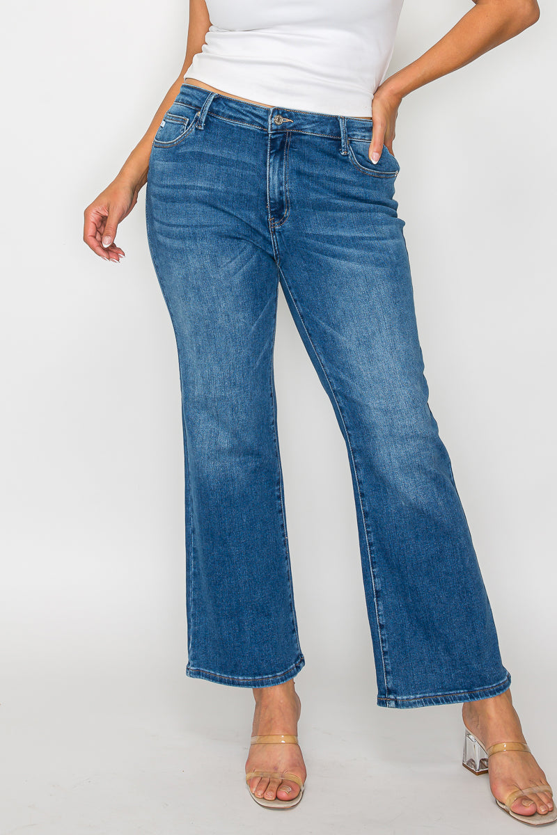 PLUS SIZE MID RISE ANKLE STRAIGHT LEG JEAN