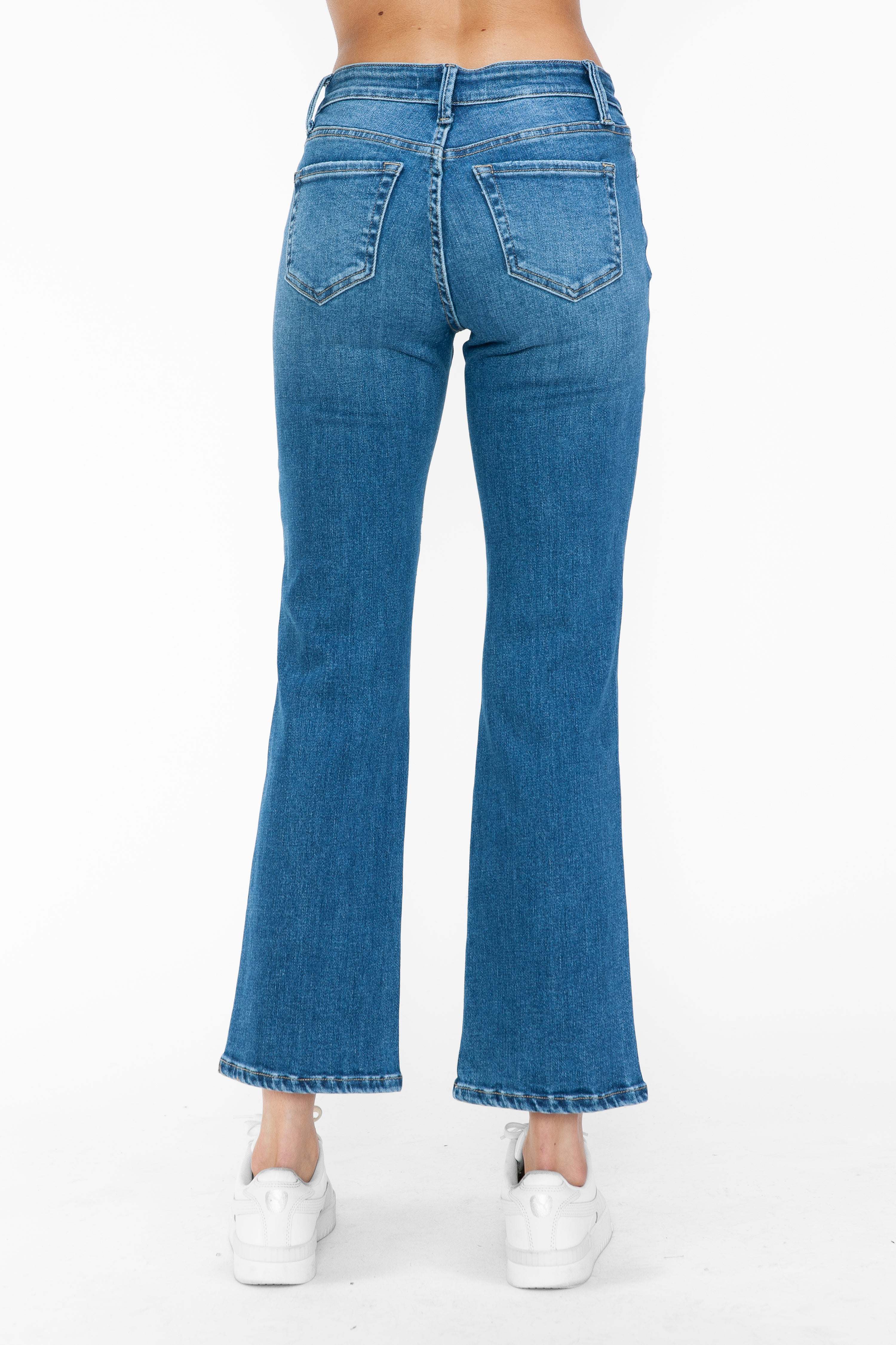 MID RISE ANKLE STRAIGHT LEG JEAN