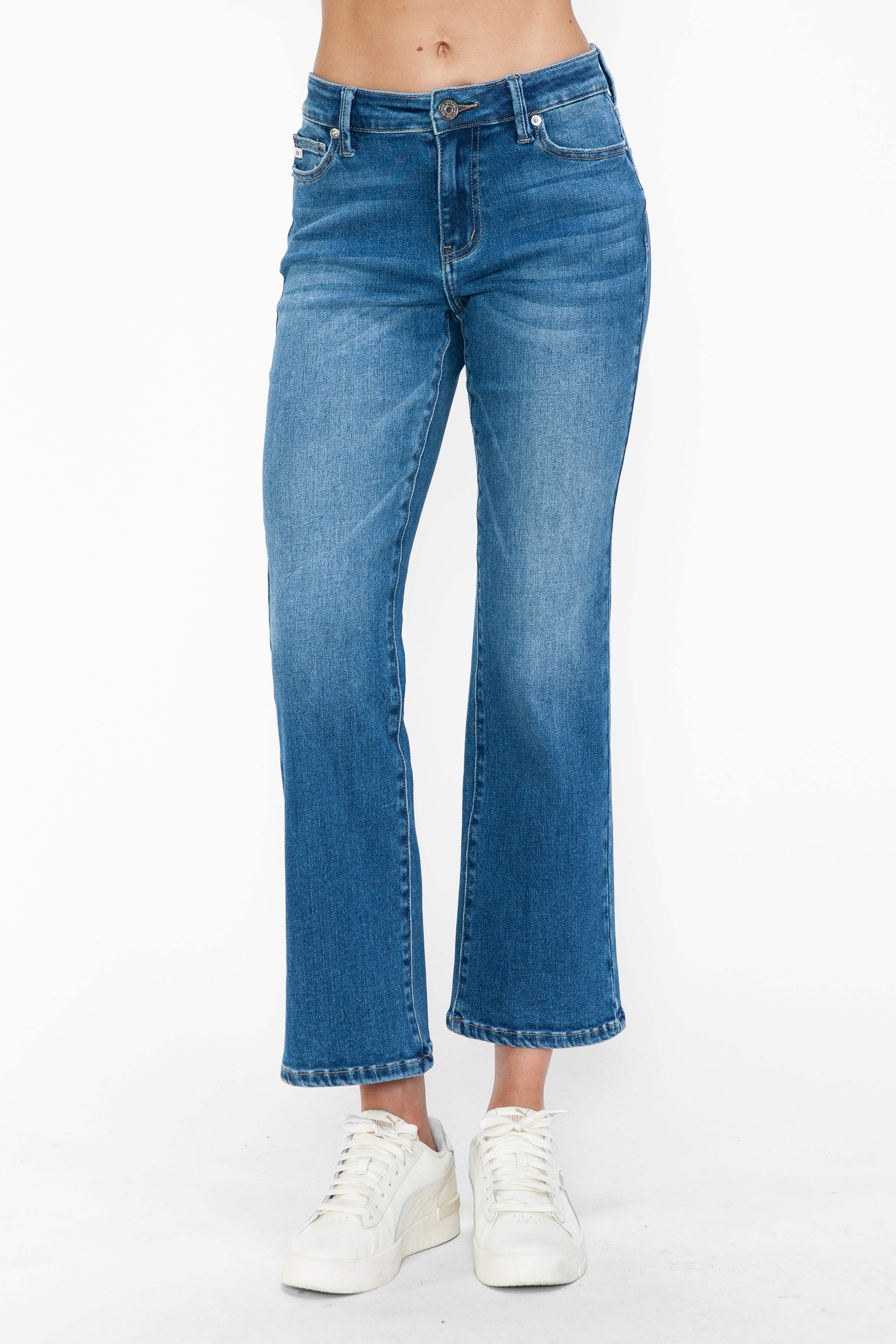 MID RISE ANKLE STRAIGHT LEG JEAN