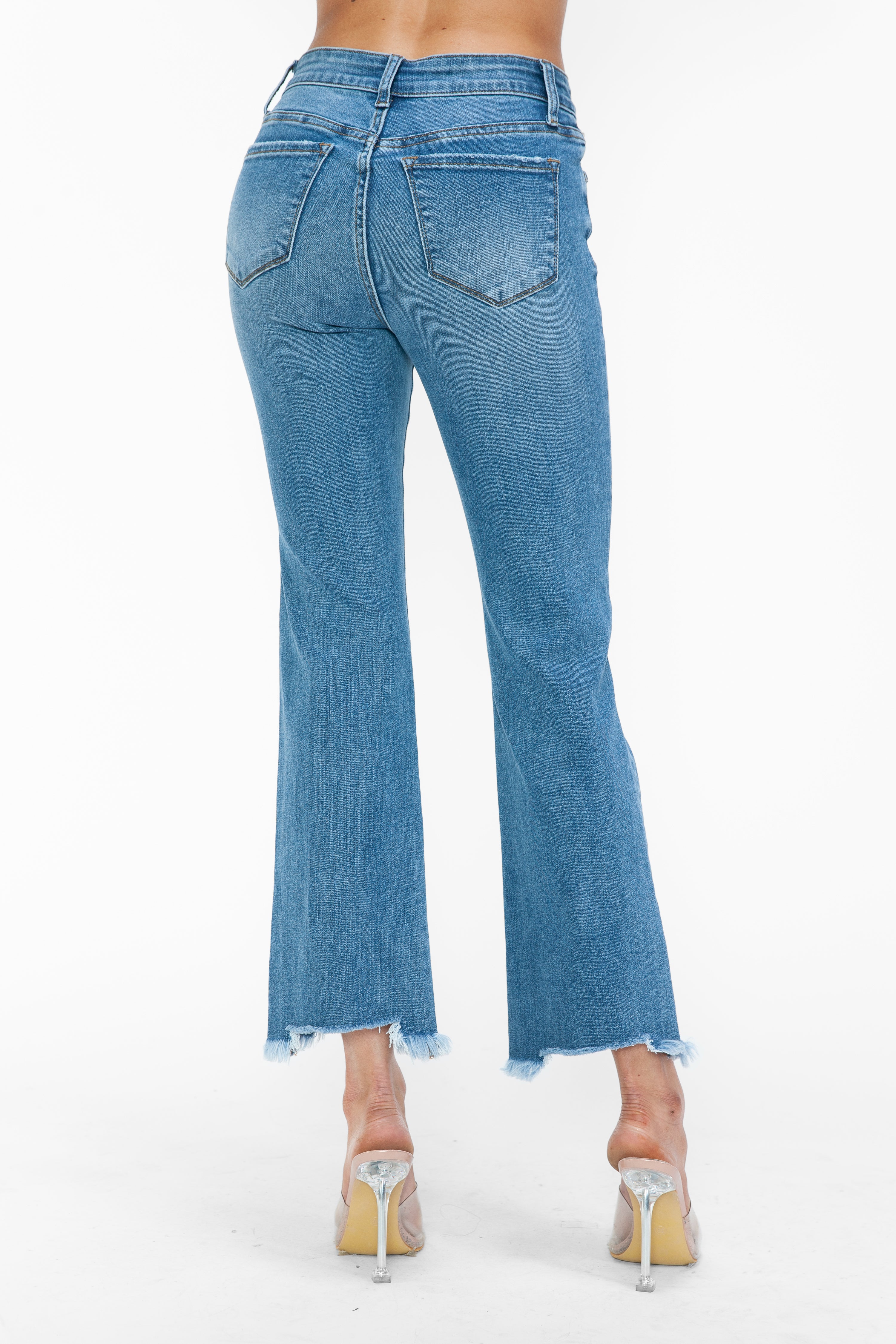 MID RISE CROP STRAIGHT LEG