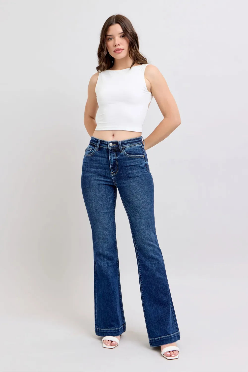 bb0a993d-f215-4dfa-85e2-e75eec27bee2-max